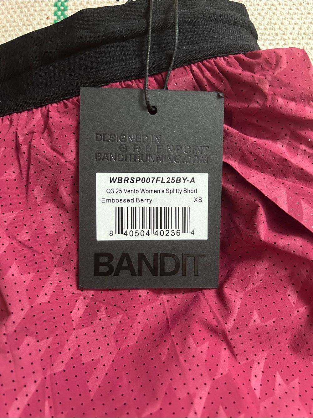 NWT! BANDIT WOMEN'S VENTO™ 3" SPLIT SHORT - BERRY - Picture 6 of 7